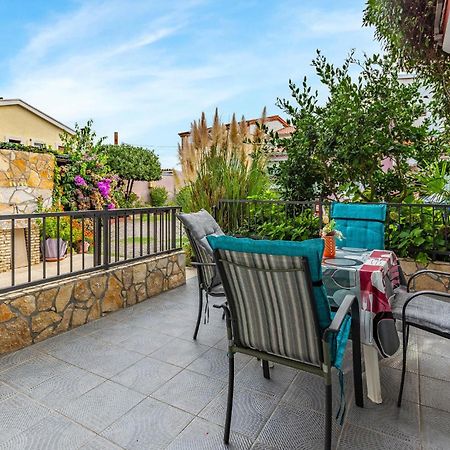 Lovely Apartment In Premantura With Wifi Exterior photo
